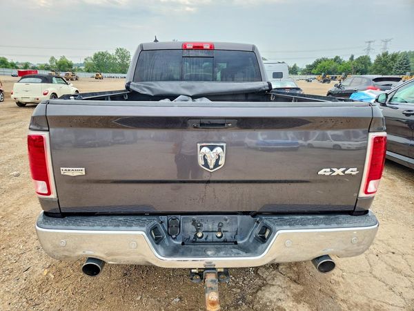 2015 RAM 1500 Laramie