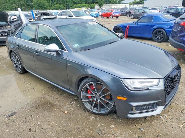 2018 AUDI S4/RS4 — Passenger 3/4
