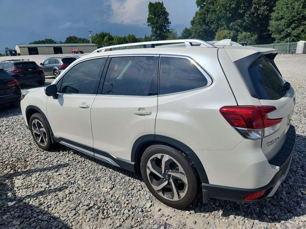 2022 SUBARU FORESTER Touring