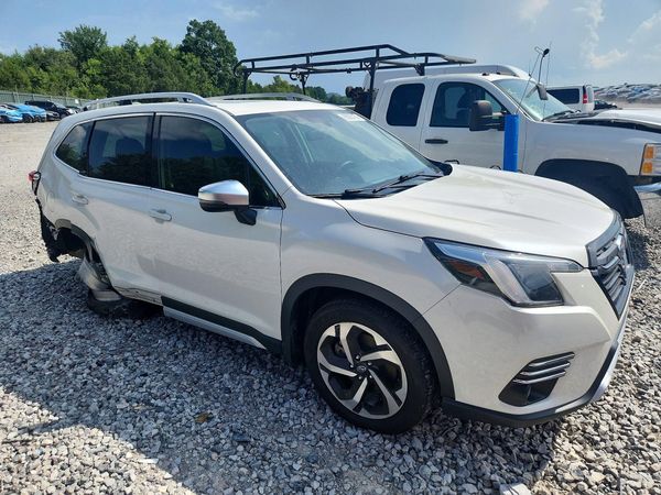 2022 SUBARU FORESTER Touring