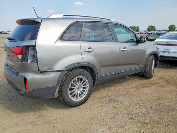 2015 KIA SORENTO GL
