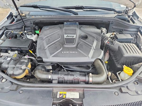 2016 JEEP GRAND CHEROKEE SUMMIT 4X4