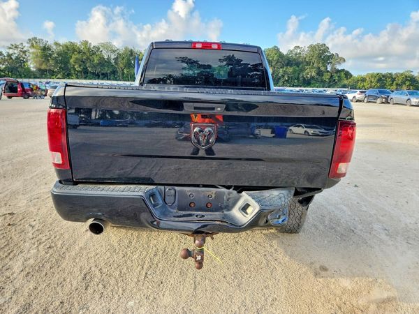 2013 RAM 1500 ST