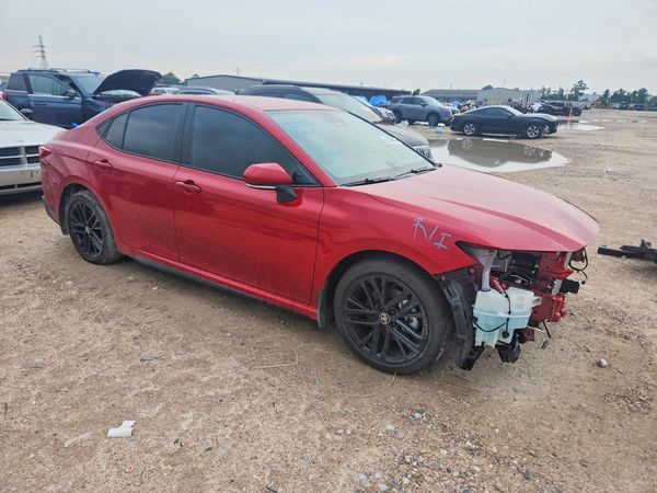 2026 TOYOTA CAMRY