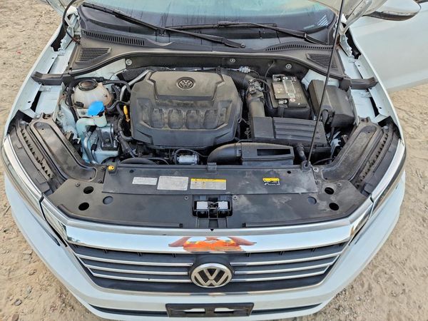 2021 VOLKSWAGEN PASSAT