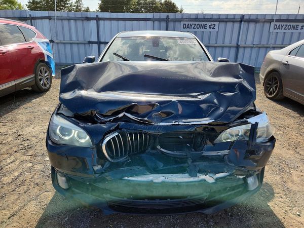 2013 BMW 740 xDrive