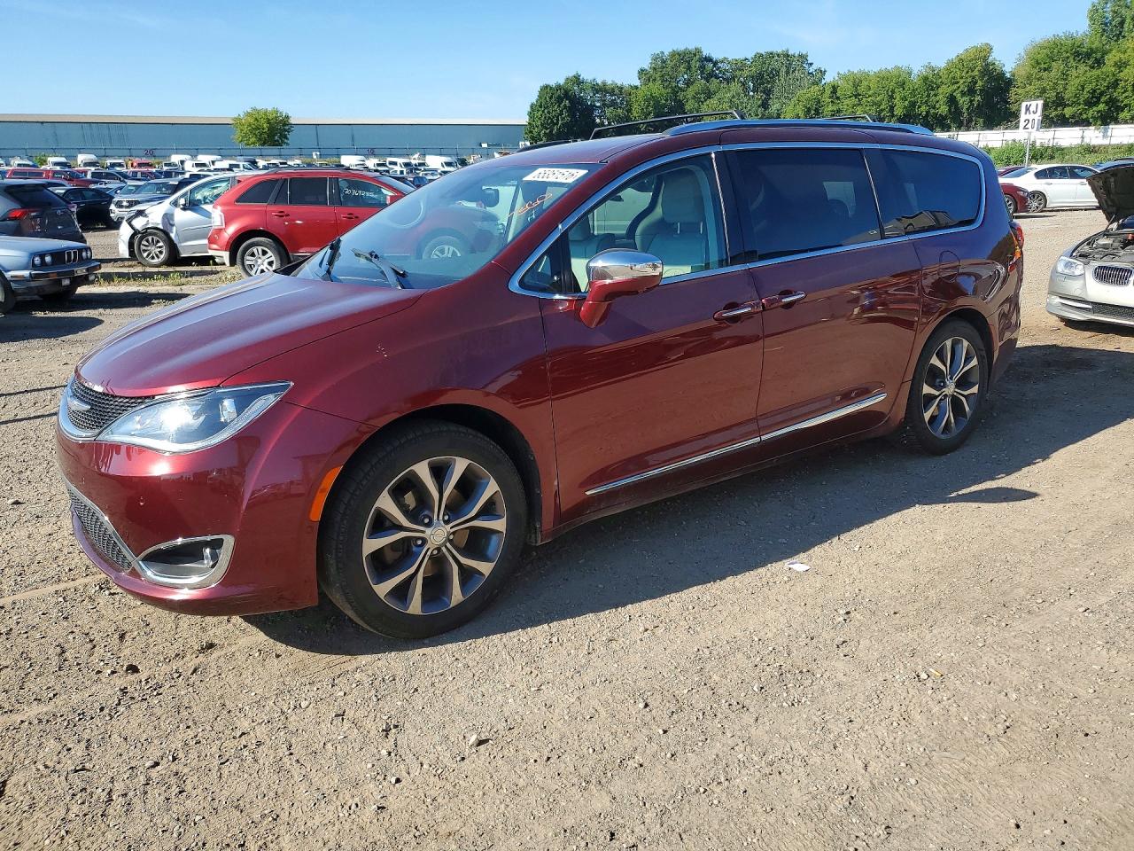 2017 CHRYSLER PACIFICA Limited