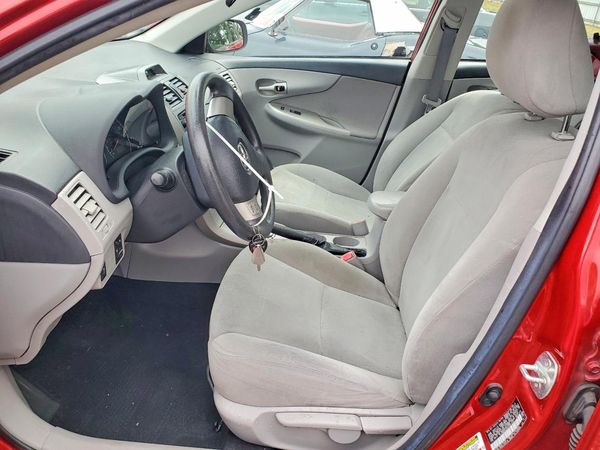 2013 TOYOTA COROLLA
