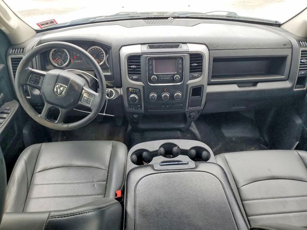 2023 RAM 1500 CLASSIC Tradesman