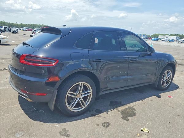 2017 PORSCHE MACAN