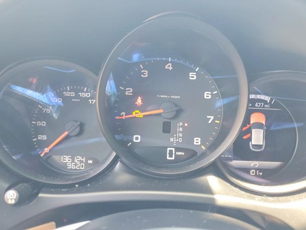 2017 PORSCHE MACAN