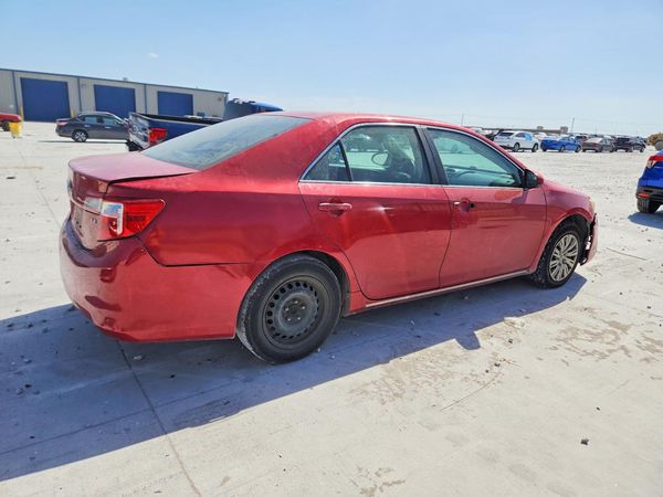 2013 TOYOTA CAMRY