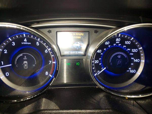 2014 HYUNDAI SONATA