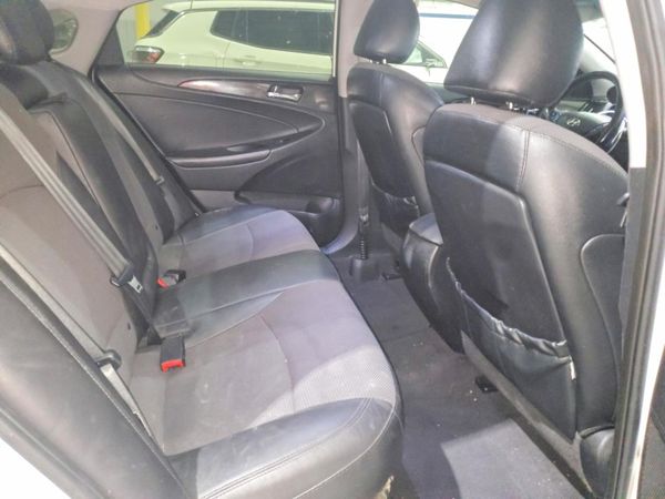 2014 HYUNDAI SONATA