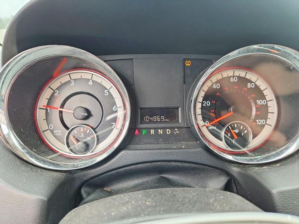 2015 DODGE GRAND CARAVAN SE
