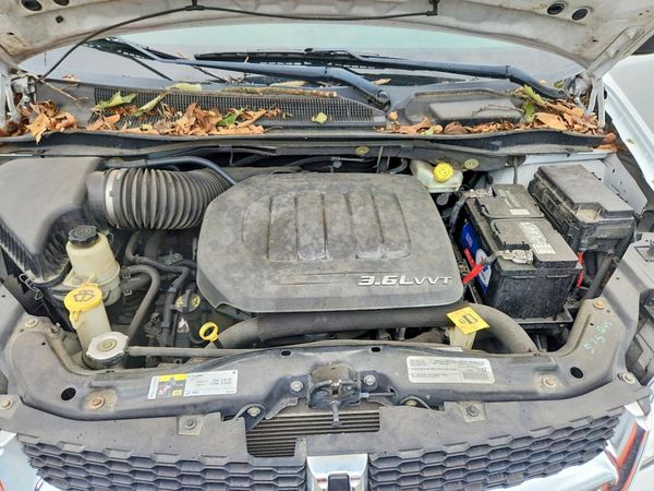 2015 DODGE GRAND CARAVAN SE