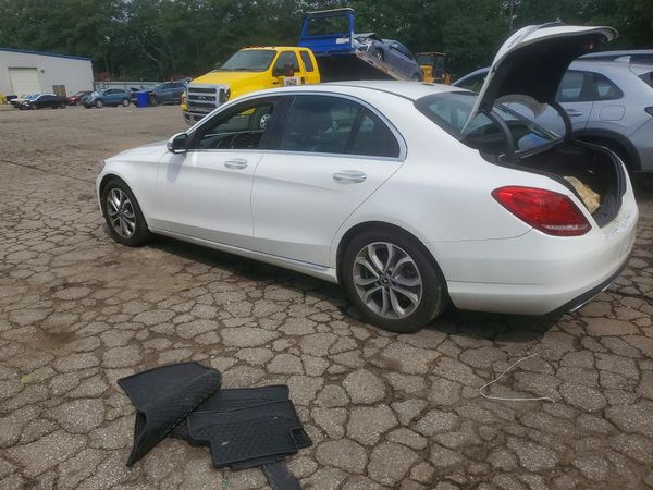 2018 MERCEDES-BENZ C C300