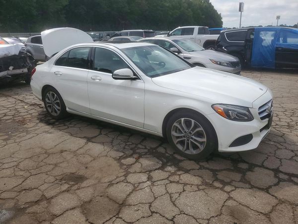 2018 MERCEDES-BENZ C C300