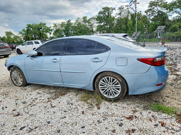 2013 LEXUS ES