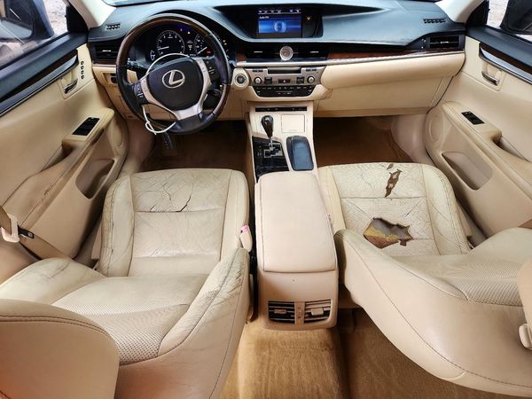 2013 LEXUS ES