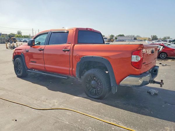 2018 TOYOTA TUNDRA SR5