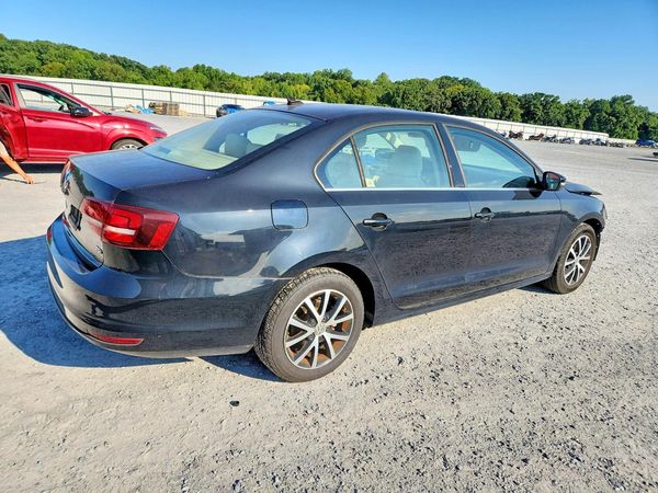 2017 VOLKSWAGEN JETTA SE