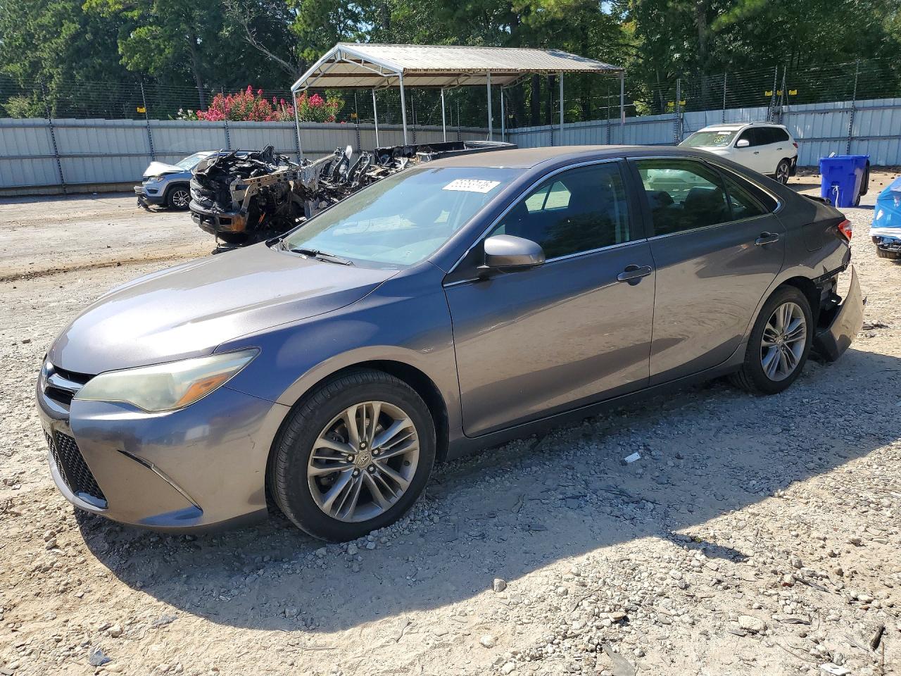 2016 TOYOTA CAMRY