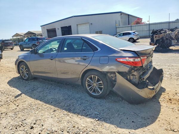 2016 TOYOTA CAMRY