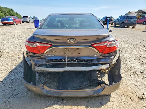 2016 TOYOTA CAMRY