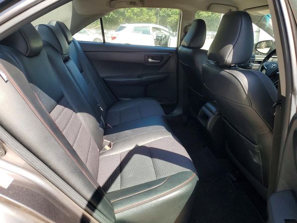 2016 TOYOTA CAMRY