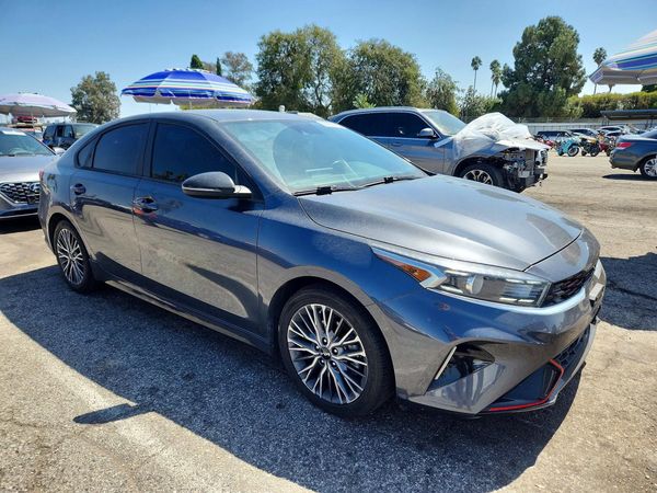 2022 KIA FORTE