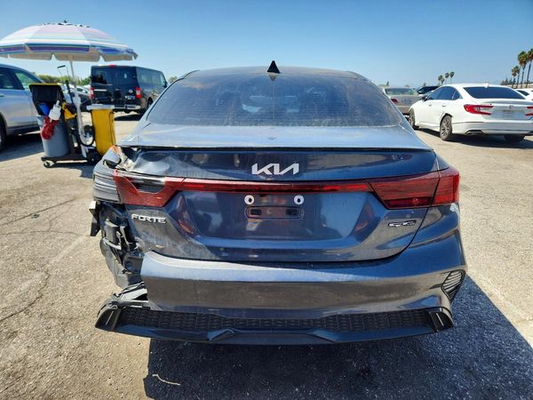 2022 KIA FORTE