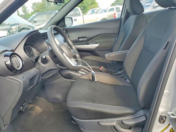 2019 NISSAN KICKS