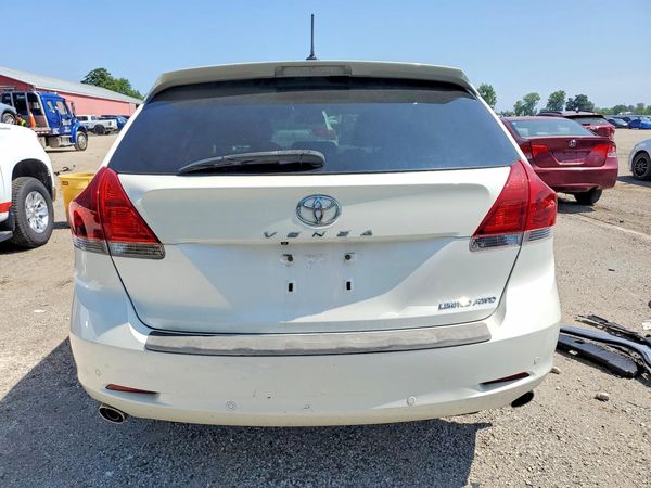 2014 TOYOTA VENZA XLE