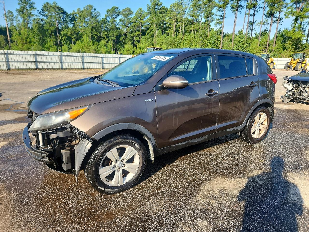 2012 KIA SPORTAGE GL(Middle-low grade) — Front 3/4