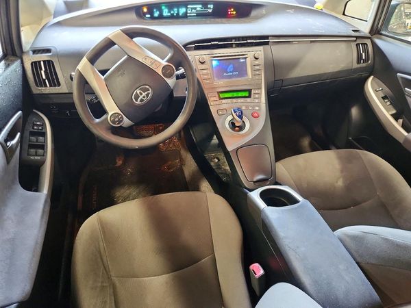 2012 TOYOTA PRIUS