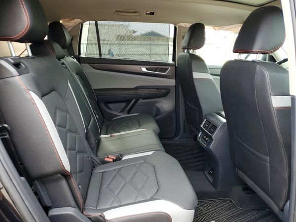2025 VOLKSWAGEN ATLAS