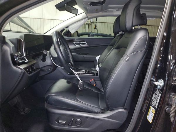 2025 KIA SPORTAGE