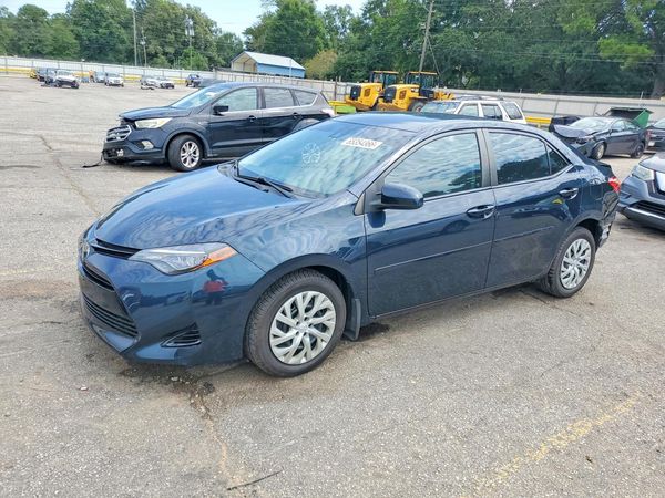 2017 TOYOTA COROLLA