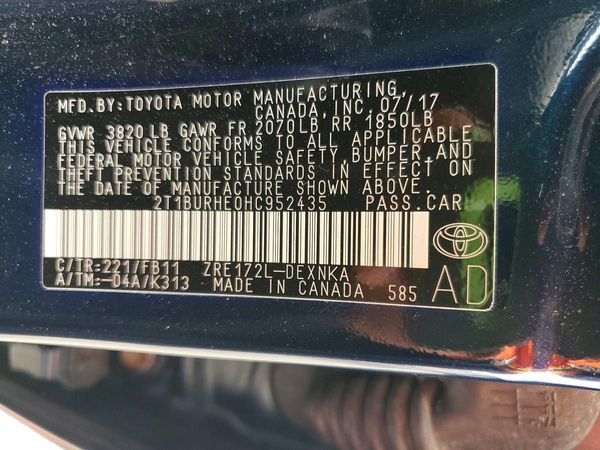 2017 TOYOTA COROLLA
