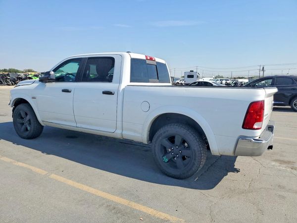 2017 RAM 1500 SLT