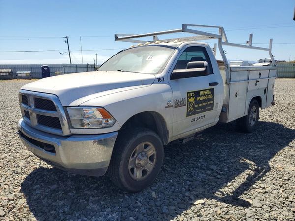 2016 RAM 3500 REG CAB CHASSIS