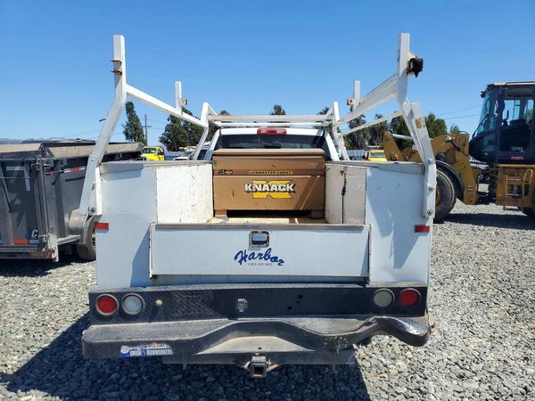 2016 RAM 3500 REG CAB CHASSIS