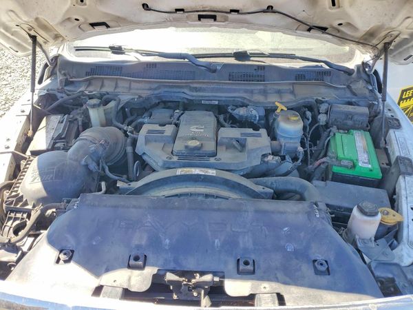 2016 RAM 3500 REG CAB CHASSIS