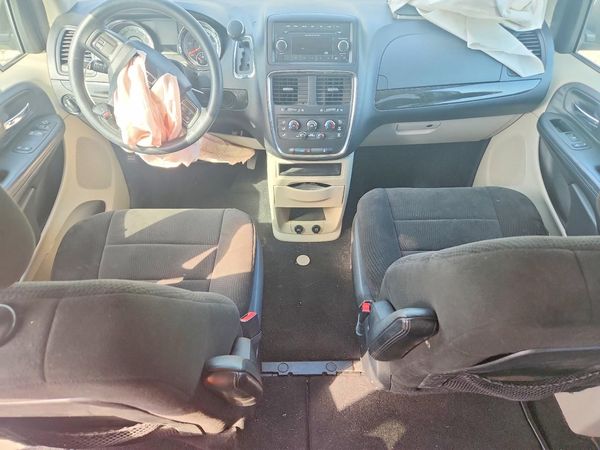 2012 DODGE GRAND CARAVAN SE