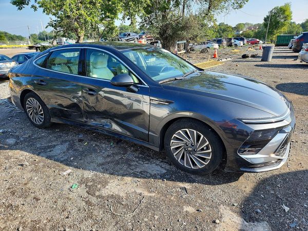 2025 HYUNDAI SONATA SEL — Passenger 3/4
