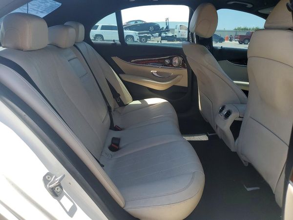 2017 MERCEDES-BENZ E E300