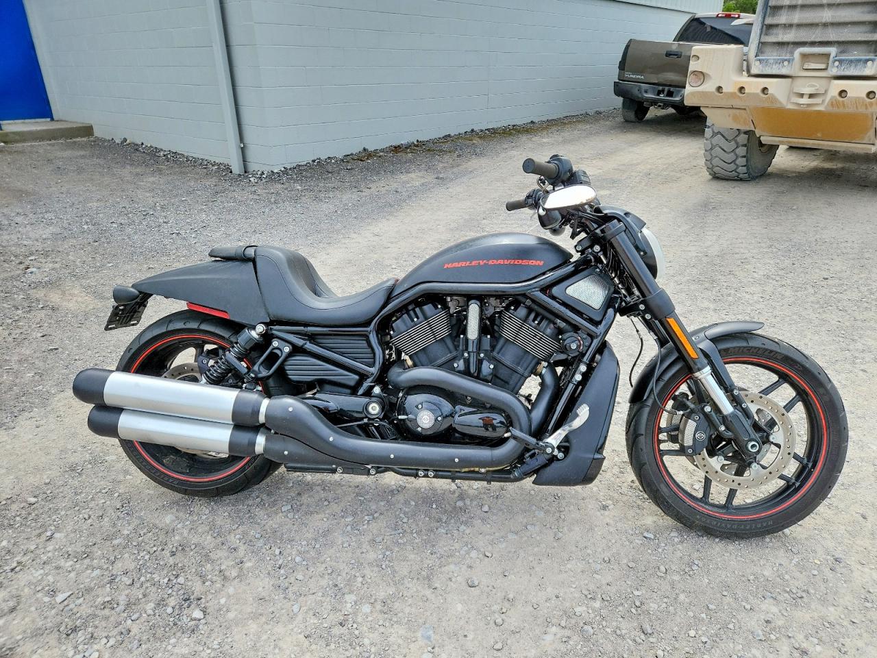 2013 HARLEY-DAVIDSON VRSCDX