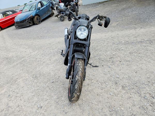 2013 HARLEY-DAVIDSON VRSCDX