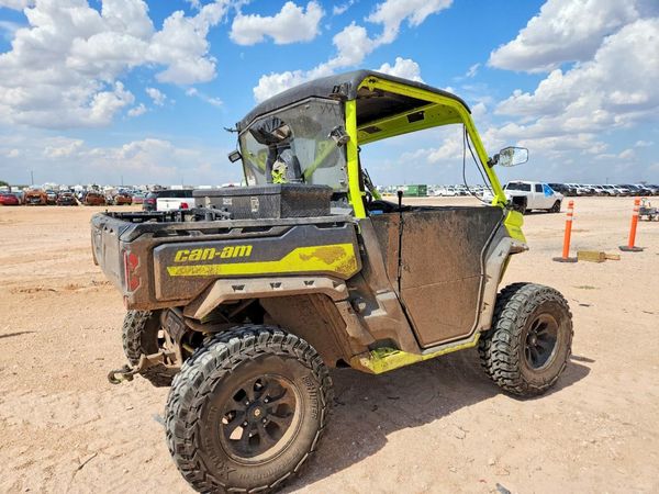 2020 CAN-AM DEFENDER XMR